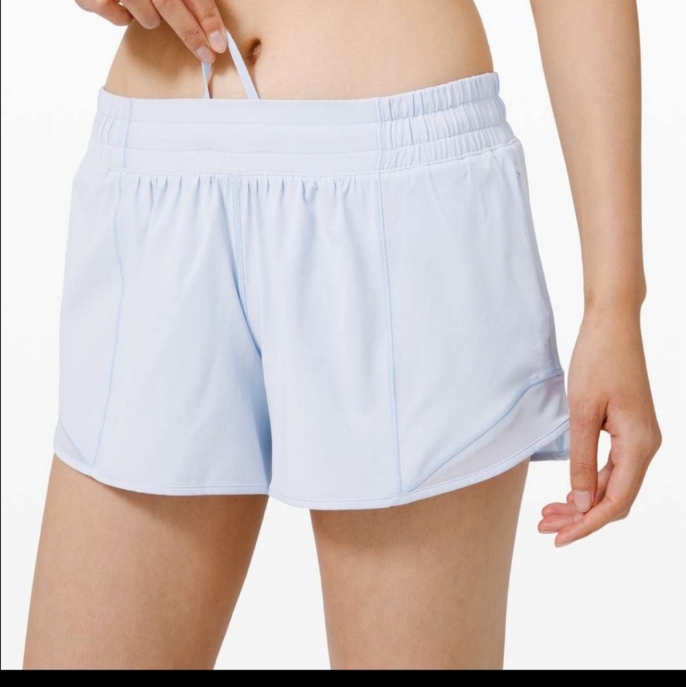 Lululemon Hotty Hot Short 4” Daydream
